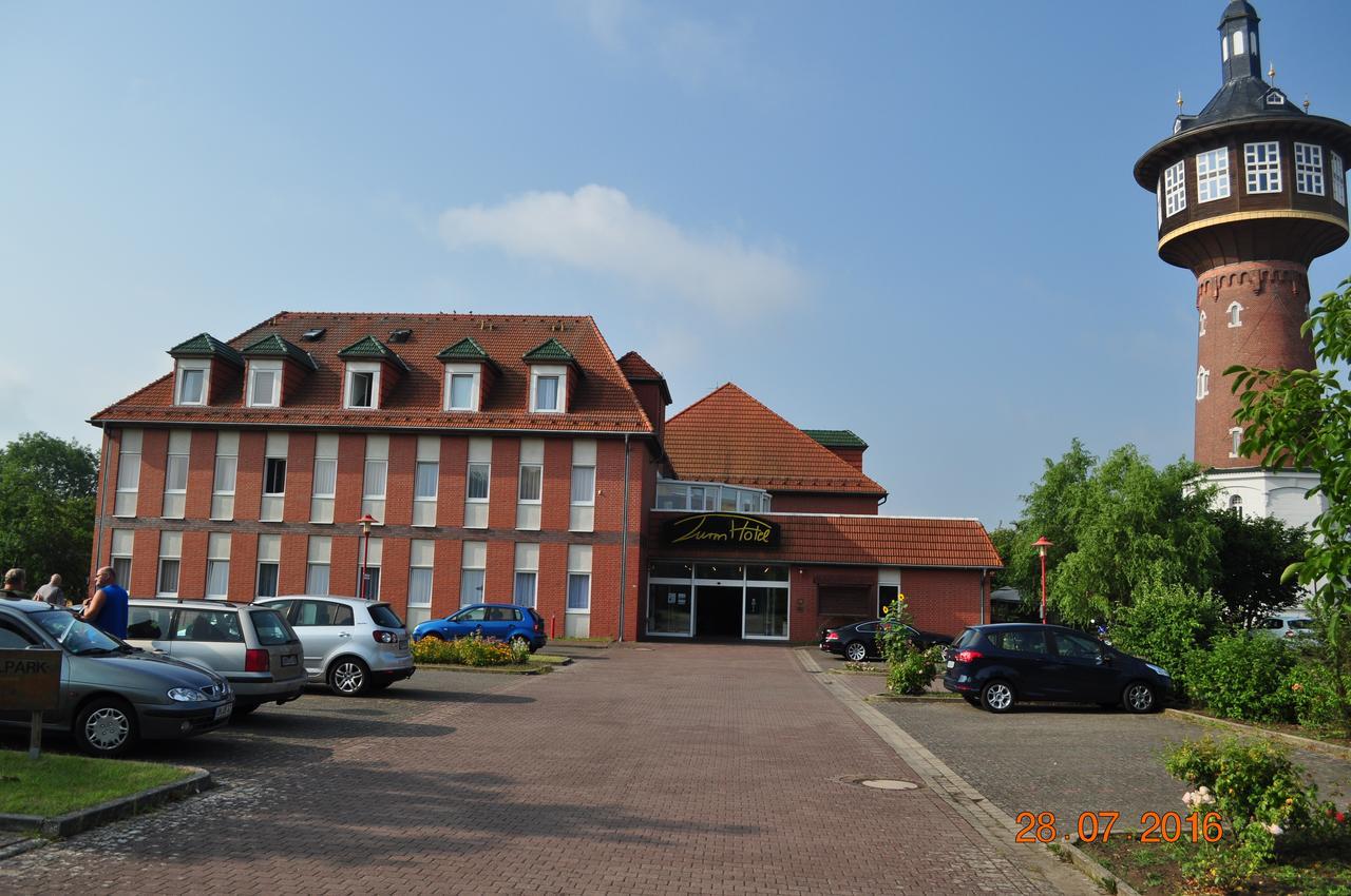 Turmhotel Шведт  Экстерьер фото